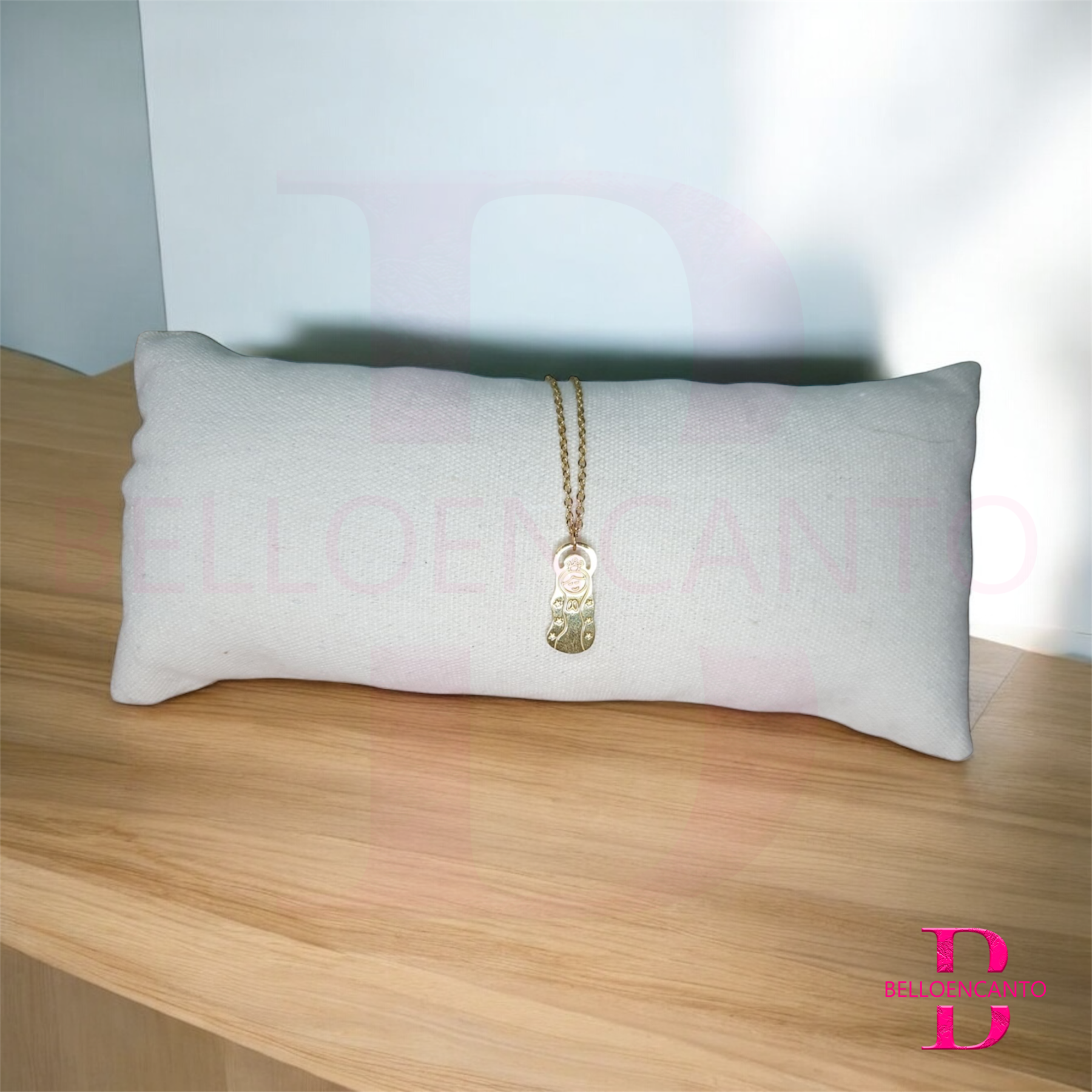 Colgante de Virgencita Cuídame